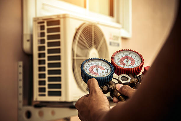 Professional Heat Pump Repair technician working in Easley, SC